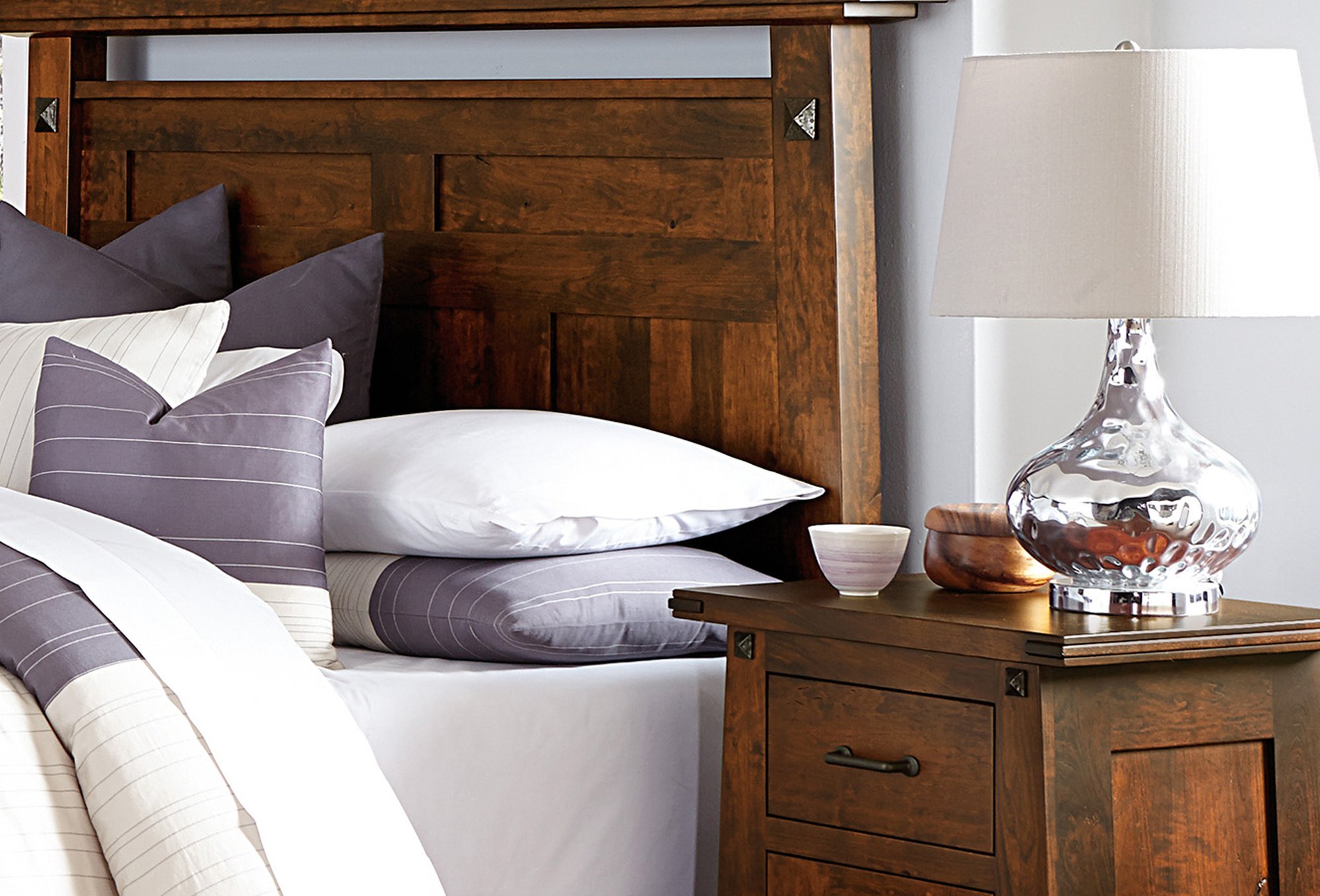 AristoThane Bedroom Set Closeup