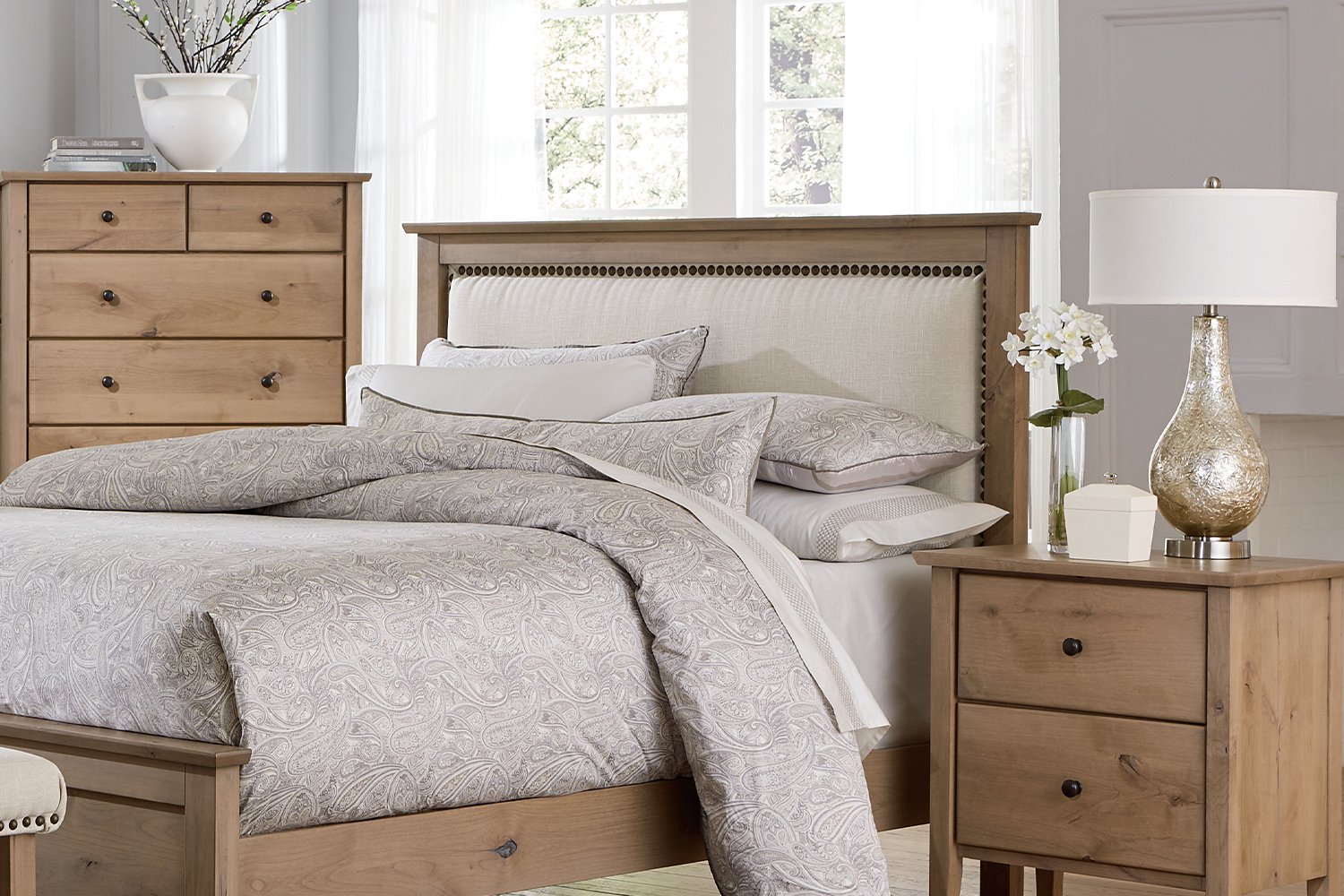 AristoVar_Bedroom_Main_Image